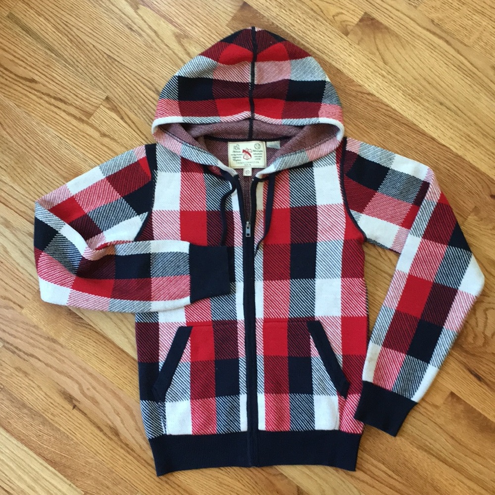 Hooded sweater. Great condition. Cute on.